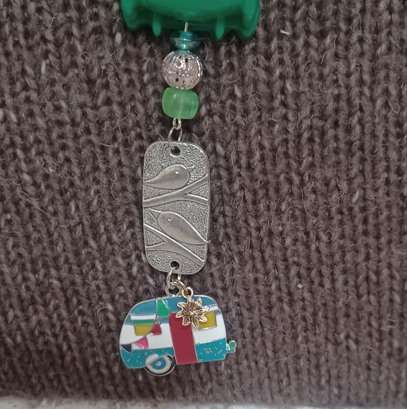 Handmade Necklace: - Picture 4 of 10